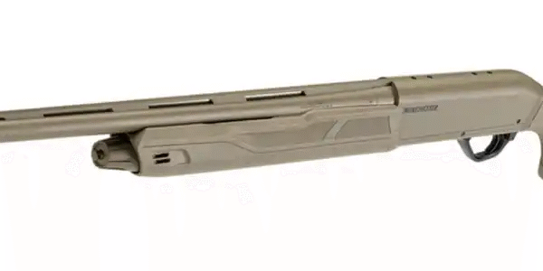 Winchester SX4 FDE semi-automatic shotgun (1) Winchester SX4 FDE semi-automatic shotgun