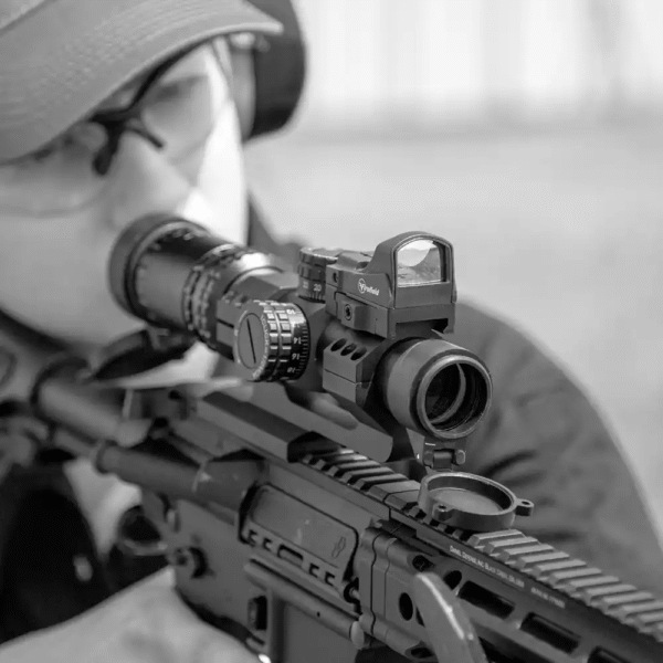 Firefield RapidStrike 1-4x24 SFP Kit Riflescope (1) Firefield RapidStrike 1-4x24 SFP Kit Riflescope